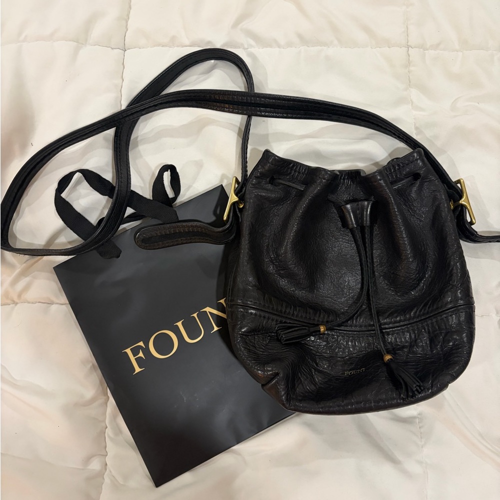 Fount Coventry Bucket Bag in Onyx Leather